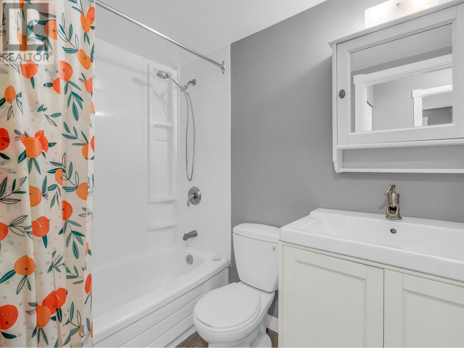 203 9131 Capella Drive, Burnaby, British Columbia  V3J 7K4 - Photo 14 - R2956195