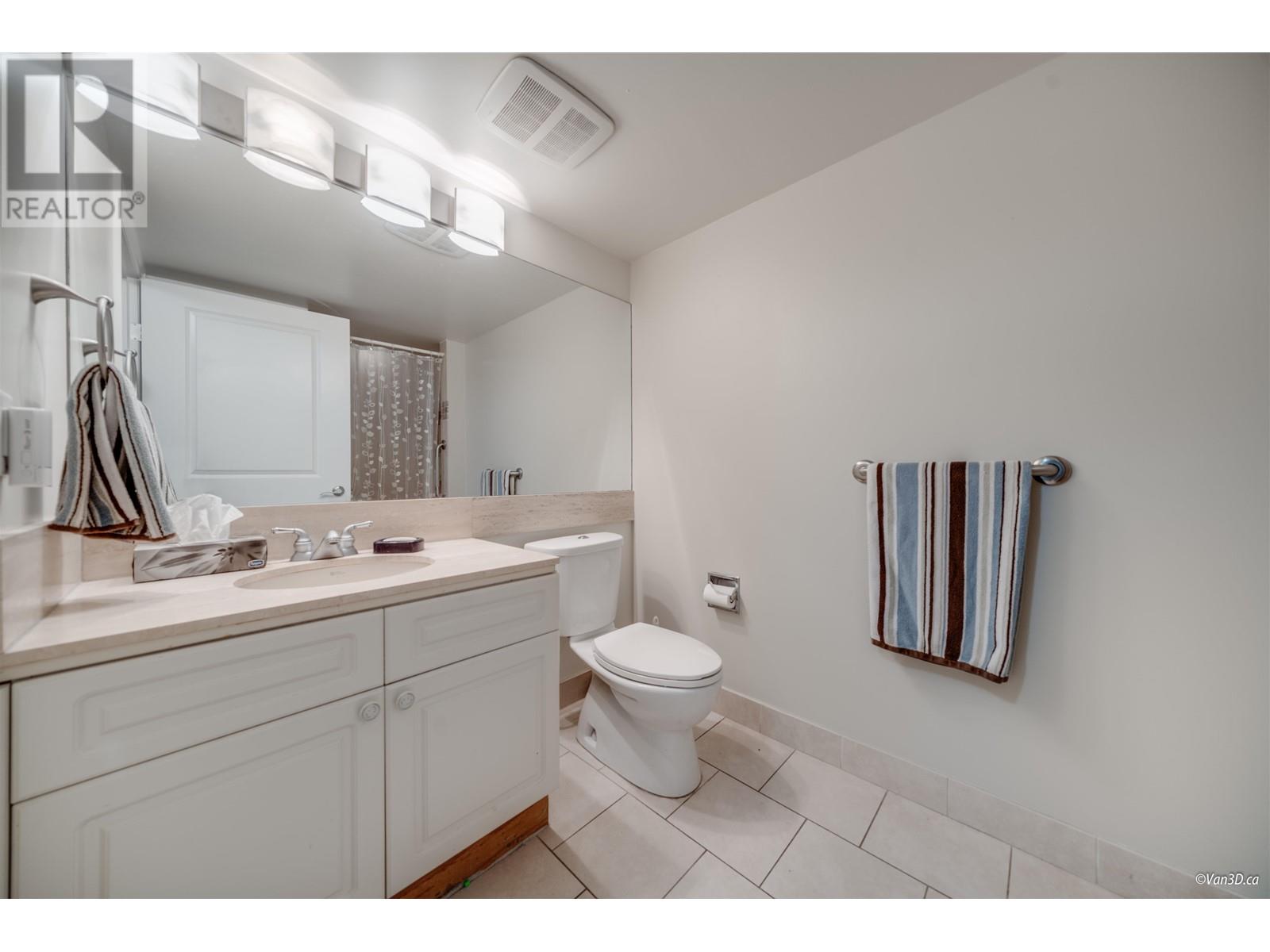 Listing Picture 22 of 26 : 16 1425 LAMEY'S MILL ROAD, Vancouver / 溫哥華 - 魯藝地產 Yvonne Lu Group - MLS Medallion Club Member