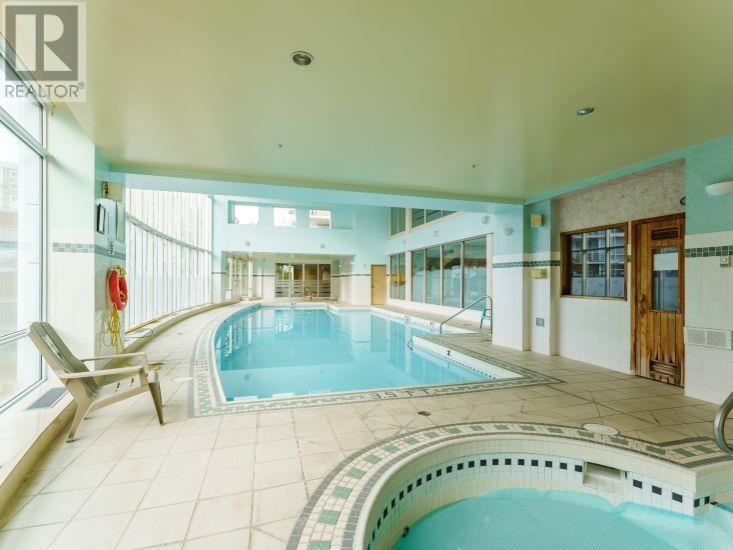 Listing Picture 14 of 18 : 309 651 W 45TH AVENUE, Vancouver / 溫哥華 - 魯藝地產 Yvonne Lu Group - MLS Medallion Club Member