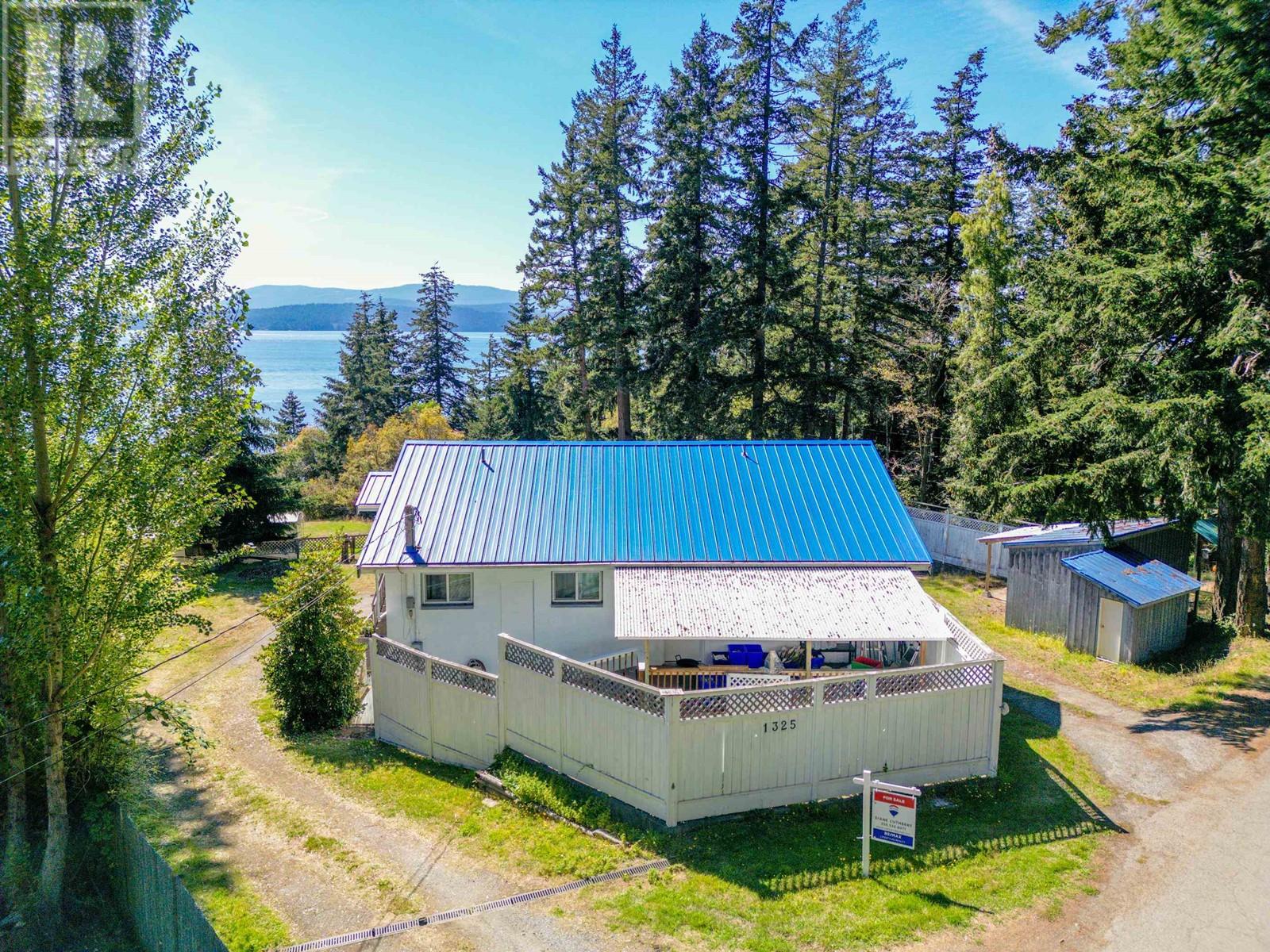 1325 Mackinnon Road, Pender Island, British Columbia  V0N 2M1 - Photo 15 - R2956249