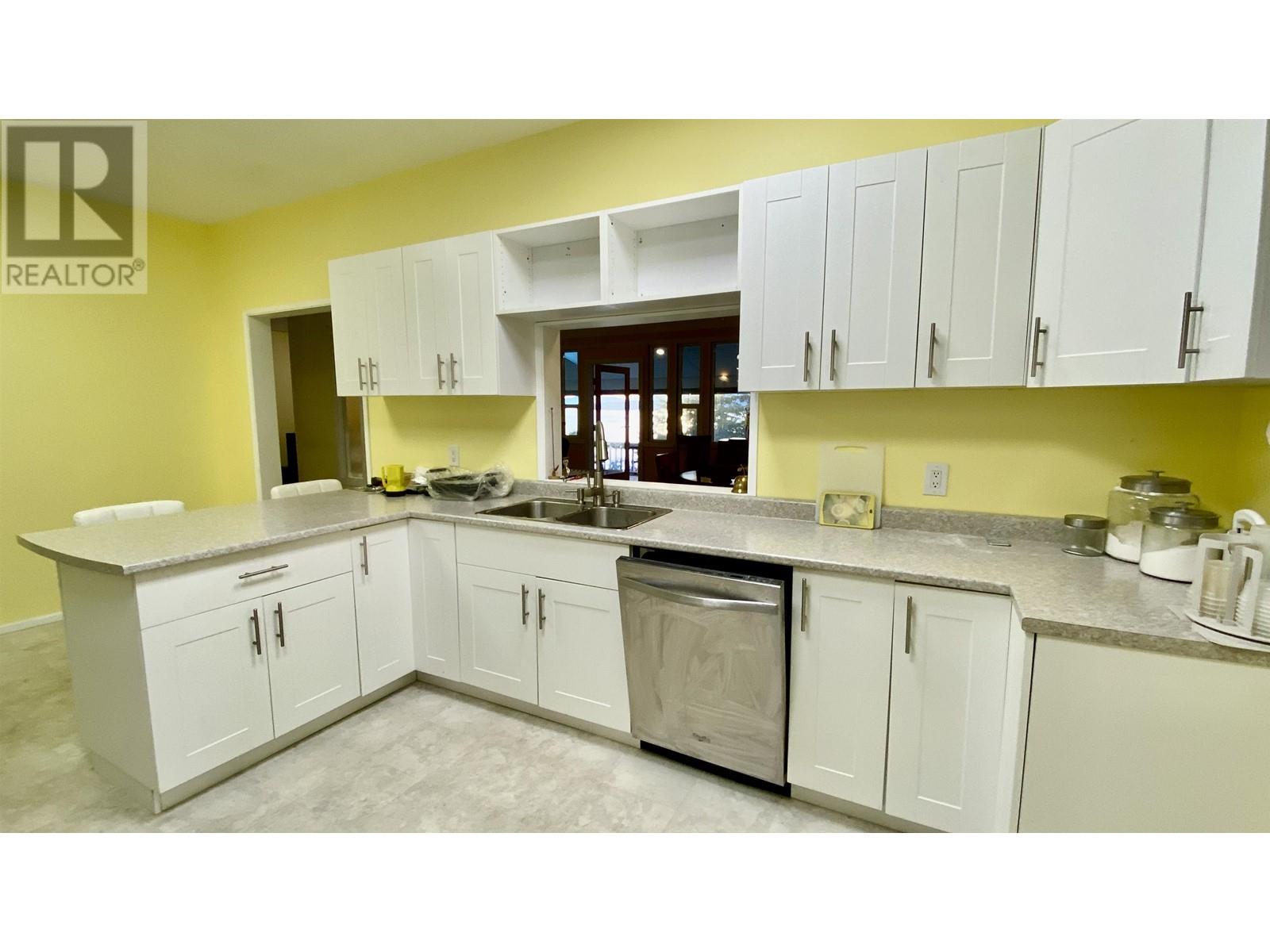 1325 Mackinnon Road, Pender Island, British Columbia  V0N 2M1 - Photo 22 - R2956249