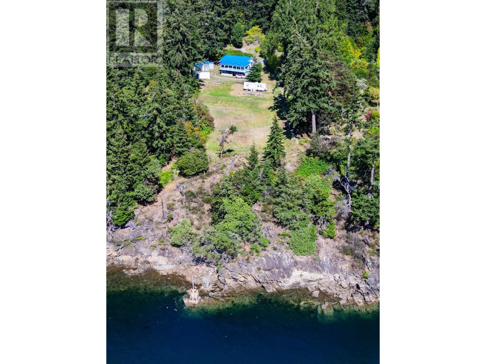 1325 Mackinnon Road, Pender Island, British Columbia  V0N 2M1 - Photo 4 - R2956249