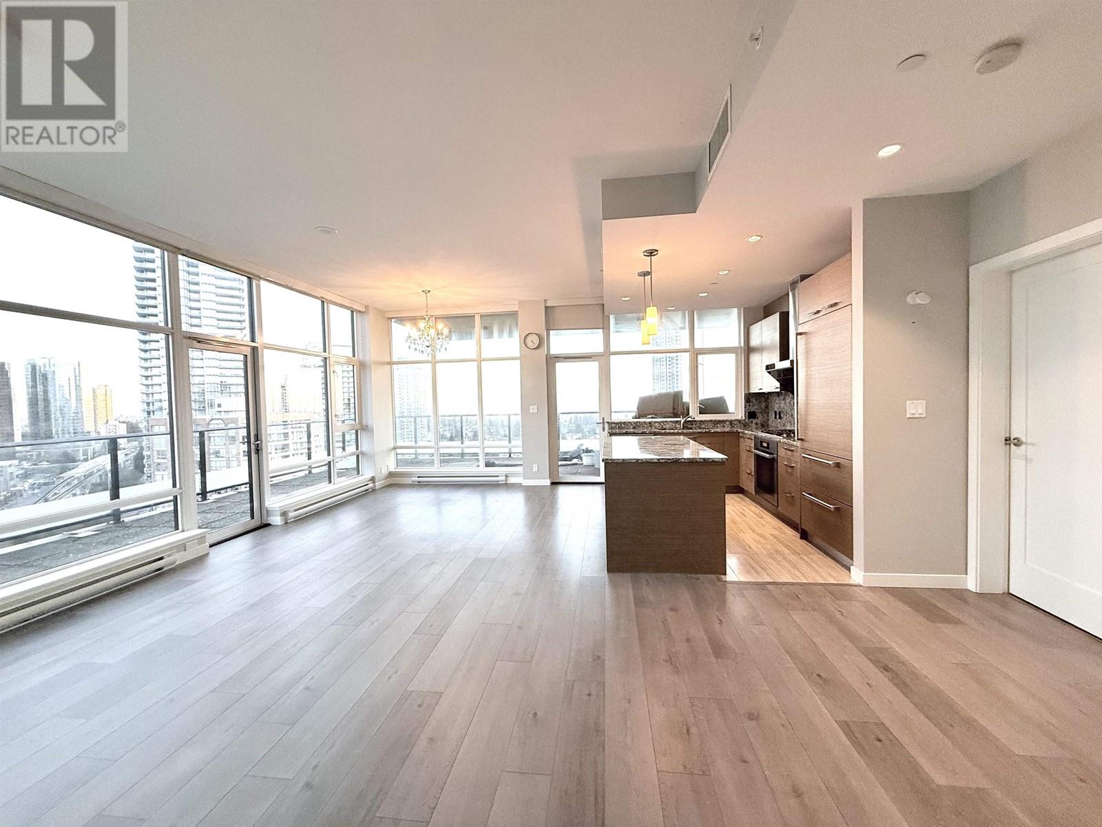 Listing Picture 5 of 28 : 1903 6168 WILSON AVENUE, Burnaby / 本拿比 - 魯藝地產 Yvonne Lu Group - MLS Medallion Club Member