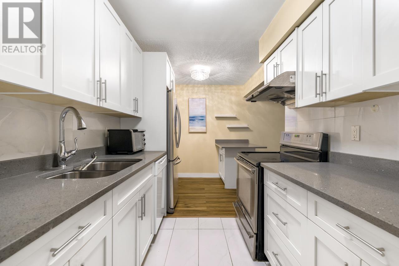 Listing Picture 10 of 17 : 116 6931 COONEY ROAD, Richmond / 烈治文 - 魯藝地產 Yvonne Lu Group - MLS Medallion Club Member