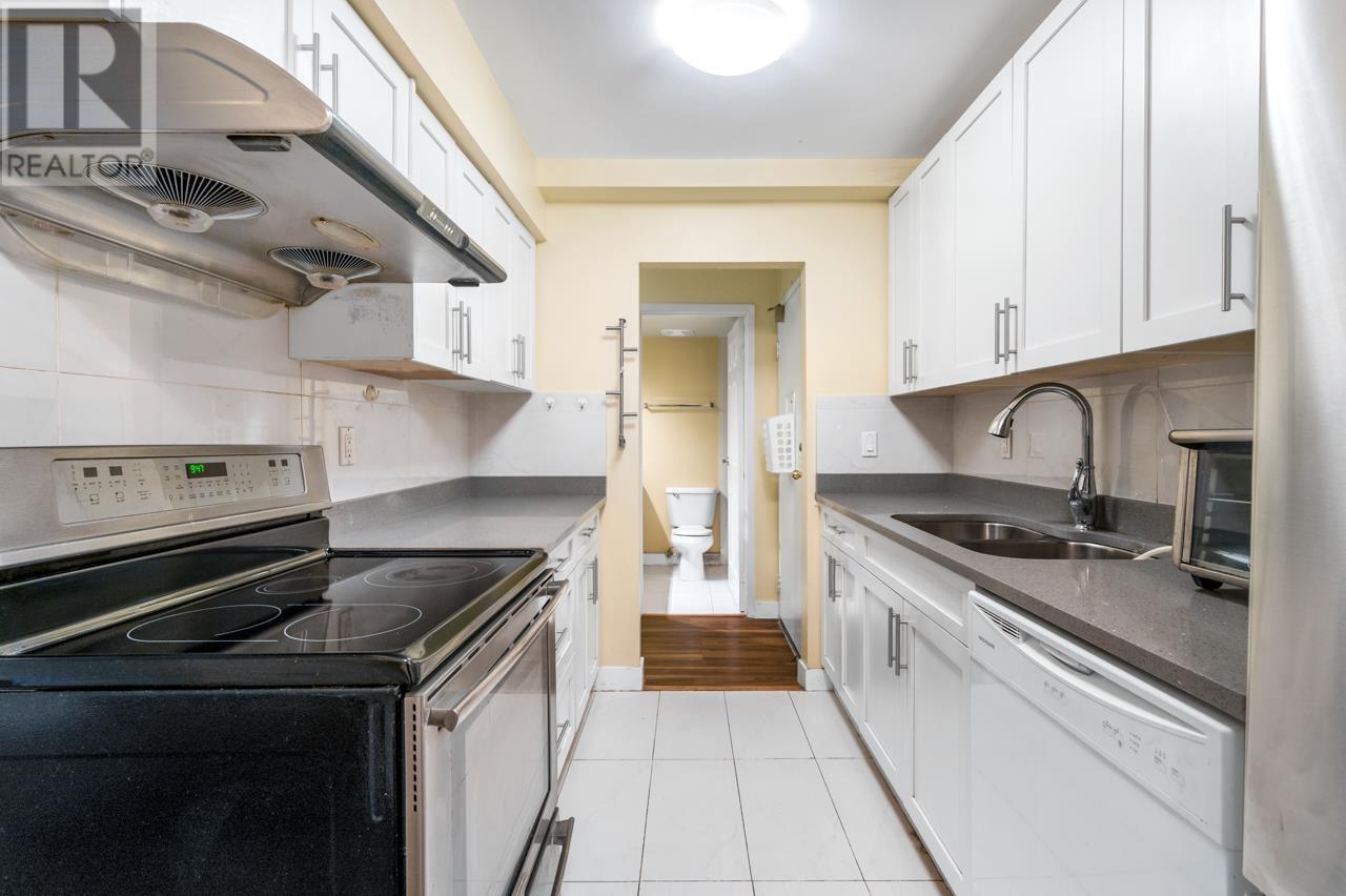 Listing Picture 9 of 17 : 116 6931 COONEY ROAD, Richmond / 烈治文 - 魯藝地產 Yvonne Lu Group - MLS Medallion Club Member