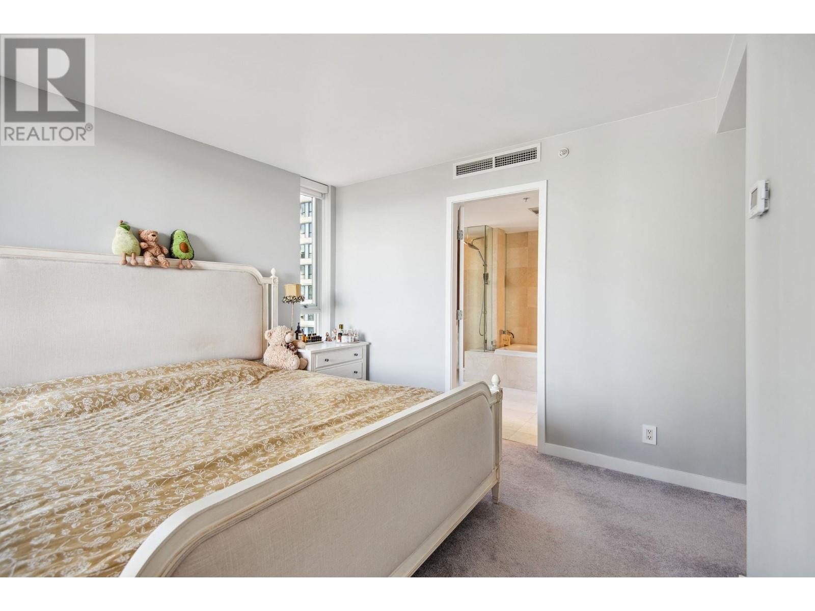 806 8 Smithe Mews, Vancouver, British Columbia  V6B 0A5 - Photo 14 - R2955892