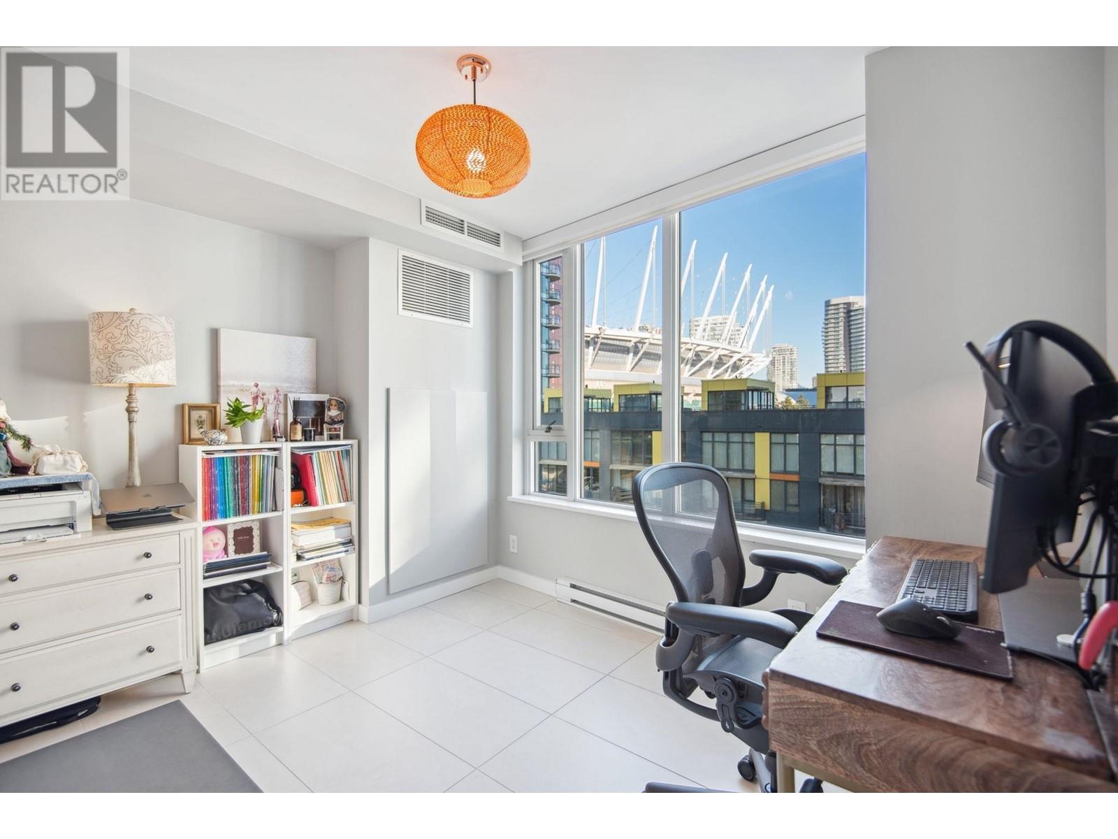 806 8 Smithe Mews, Vancouver, British Columbia  V6B 0A5 - Photo 18 - R2955892