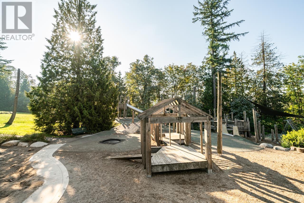 114 733 E 3rd Street, North Vancouver, British Columbia V7L 1G8 - Photo 37 - R2956212