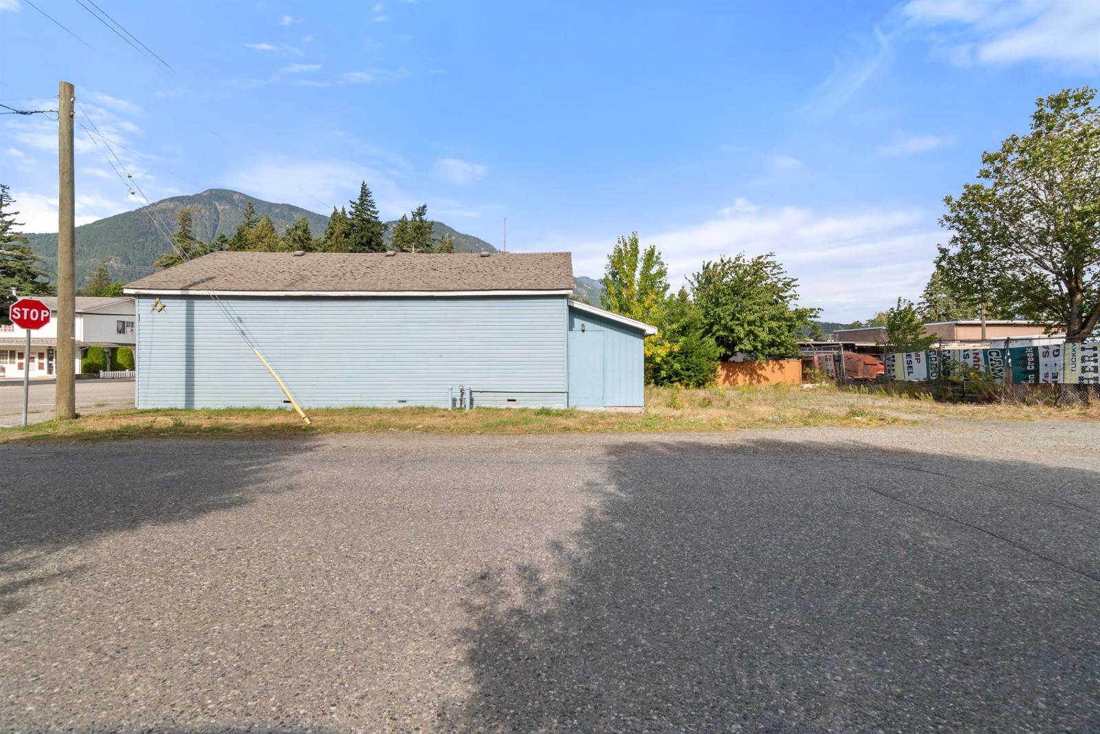 841 4th Avenue, Hope, Hope, British Columbia  V0X 1L0 - Photo 20 - C8065533