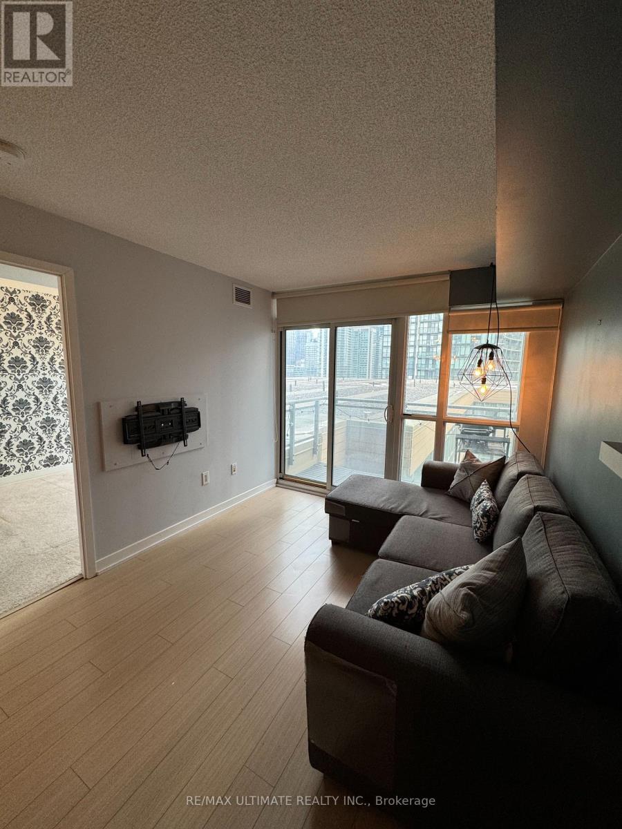 1105 - 15 Iceboat Terrace, Toronto, Ontario  M5V 4A5 - Photo 13 - C11901399