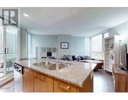 1209 1212 HOWE STREET