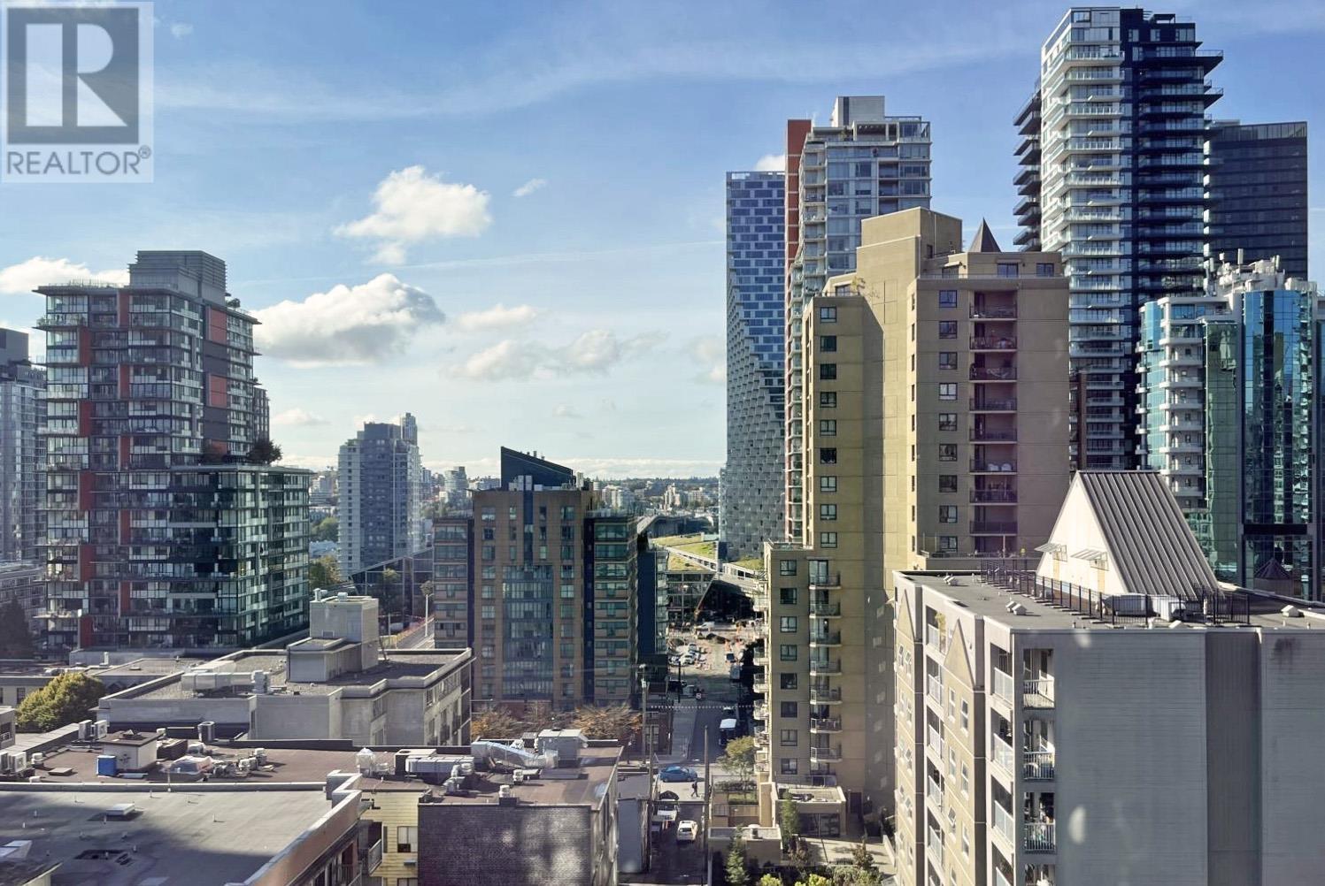 1209 1212 HOWE STREET