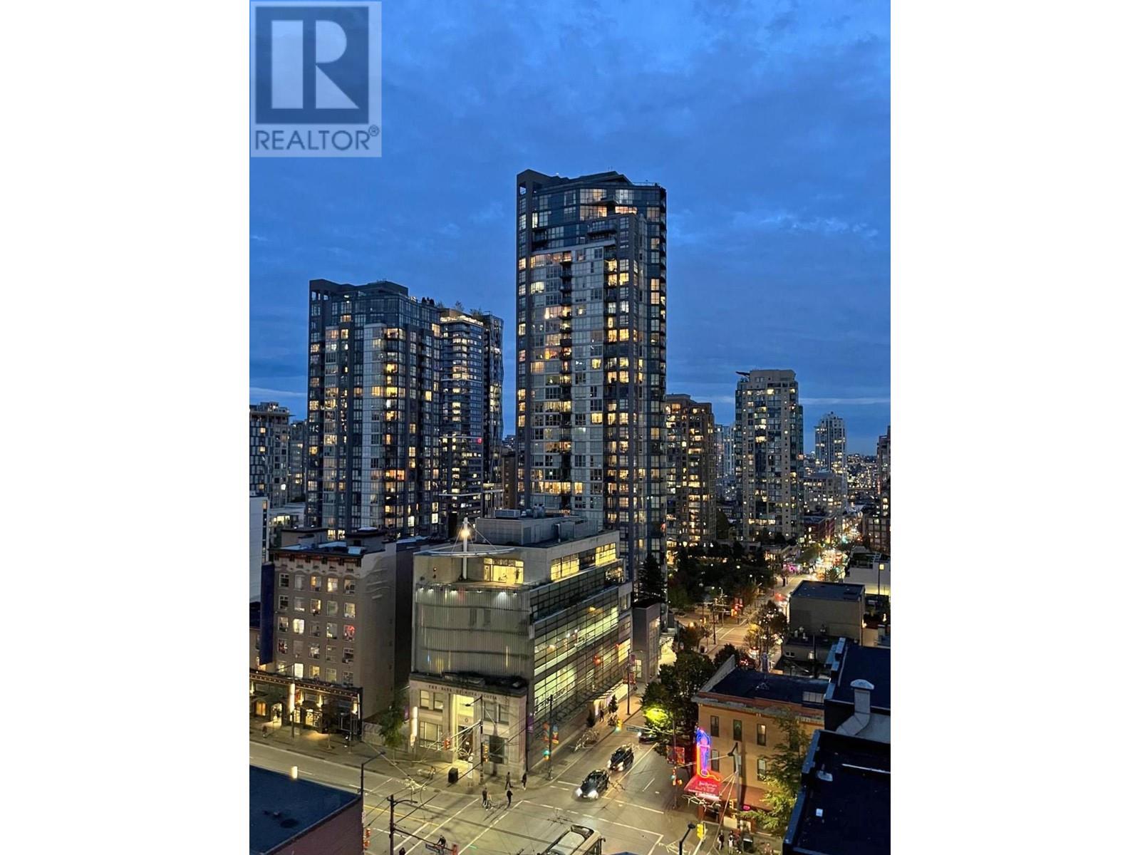 1209 1212 HOWE STREET