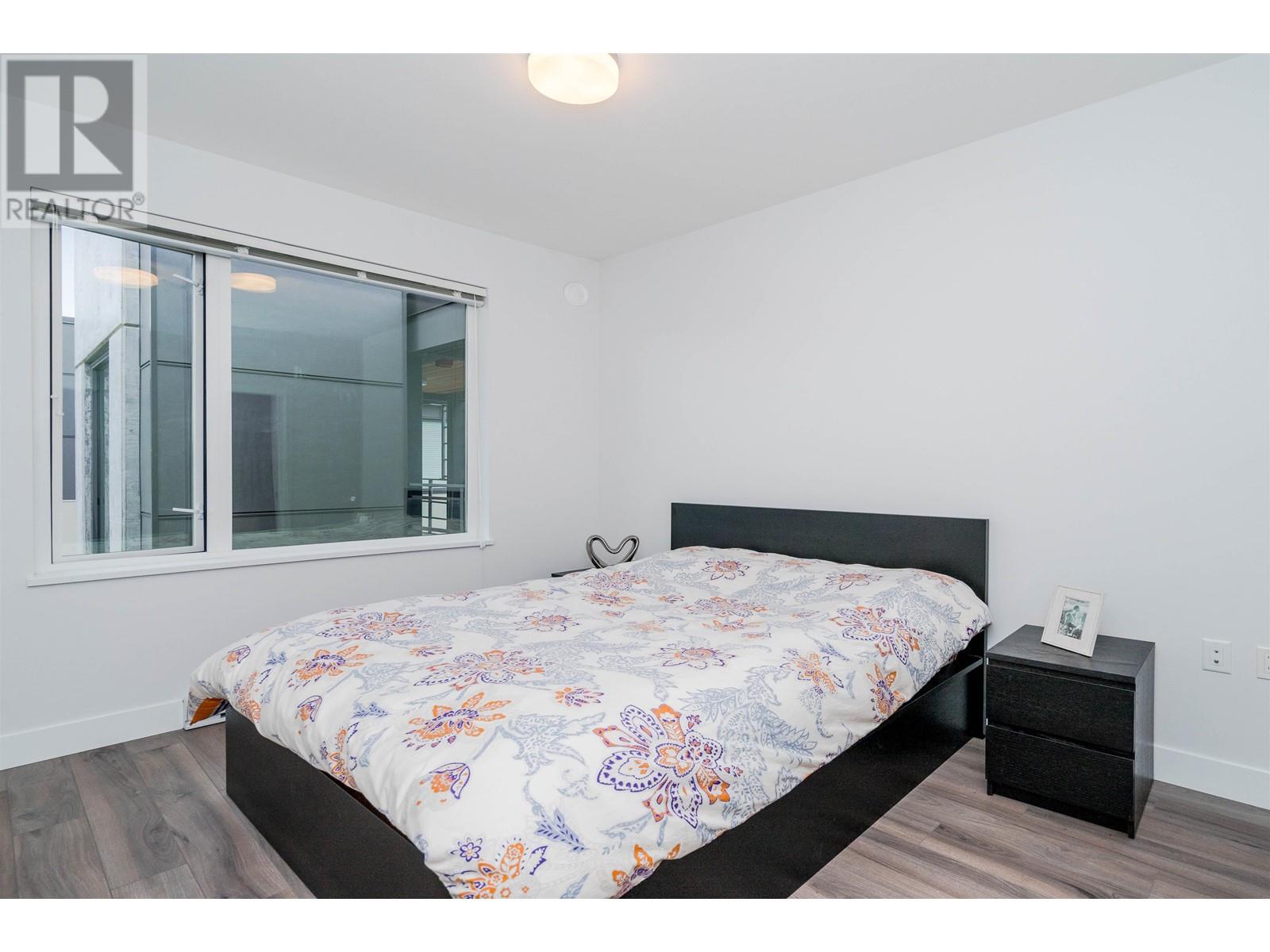 Listing Picture 21 of 40 : Ph50 5355 LANE STREET, Burnaby / 本拿比 - 魯藝地產 Yvonne Lu Group - MLS Medallion Club Member