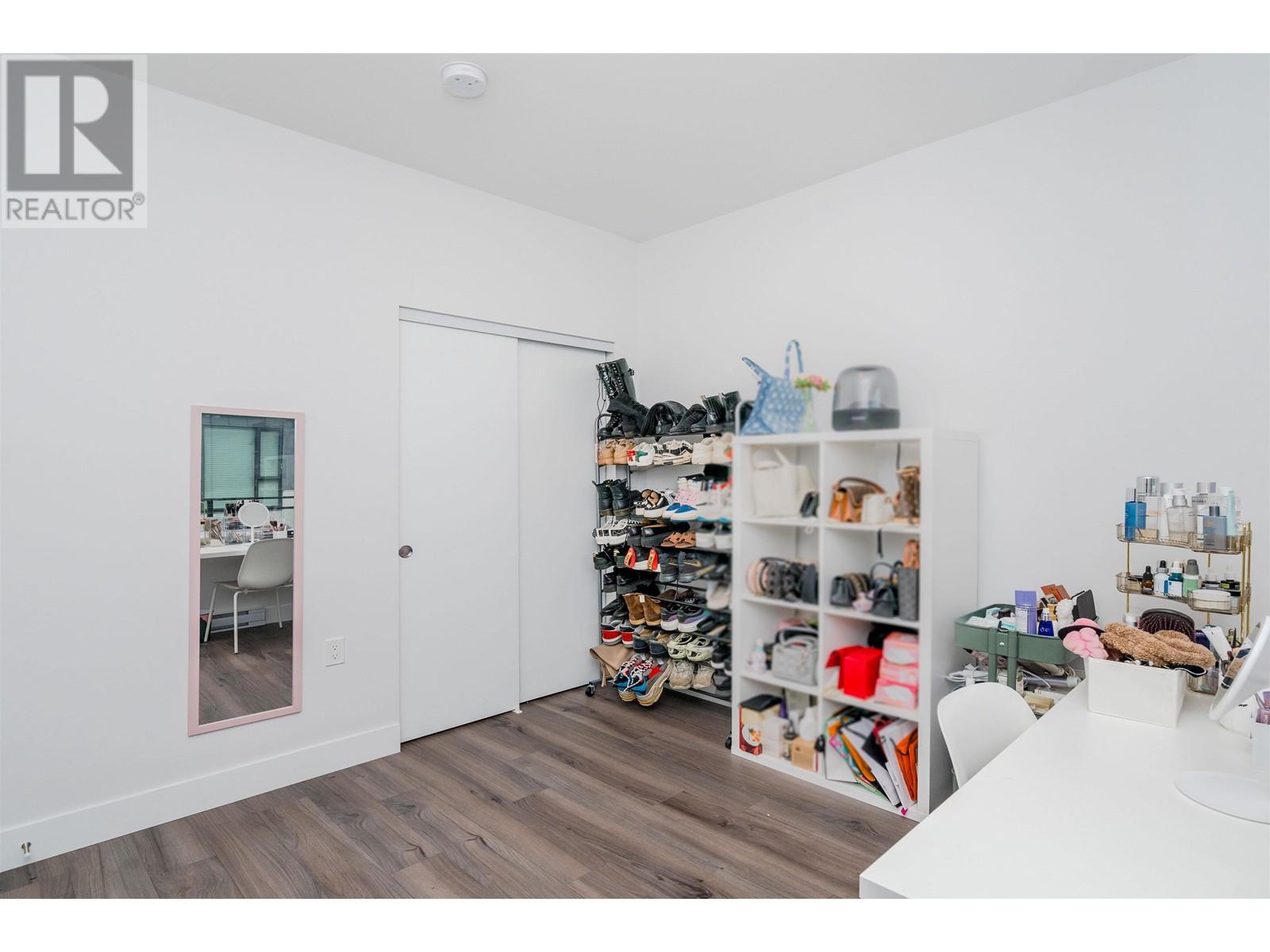 Listing Picture 27 of 40 : Ph50 5355 LANE STREET, Burnaby / 本拿比 - 魯藝地產 Yvonne Lu Group - MLS Medallion Club Member