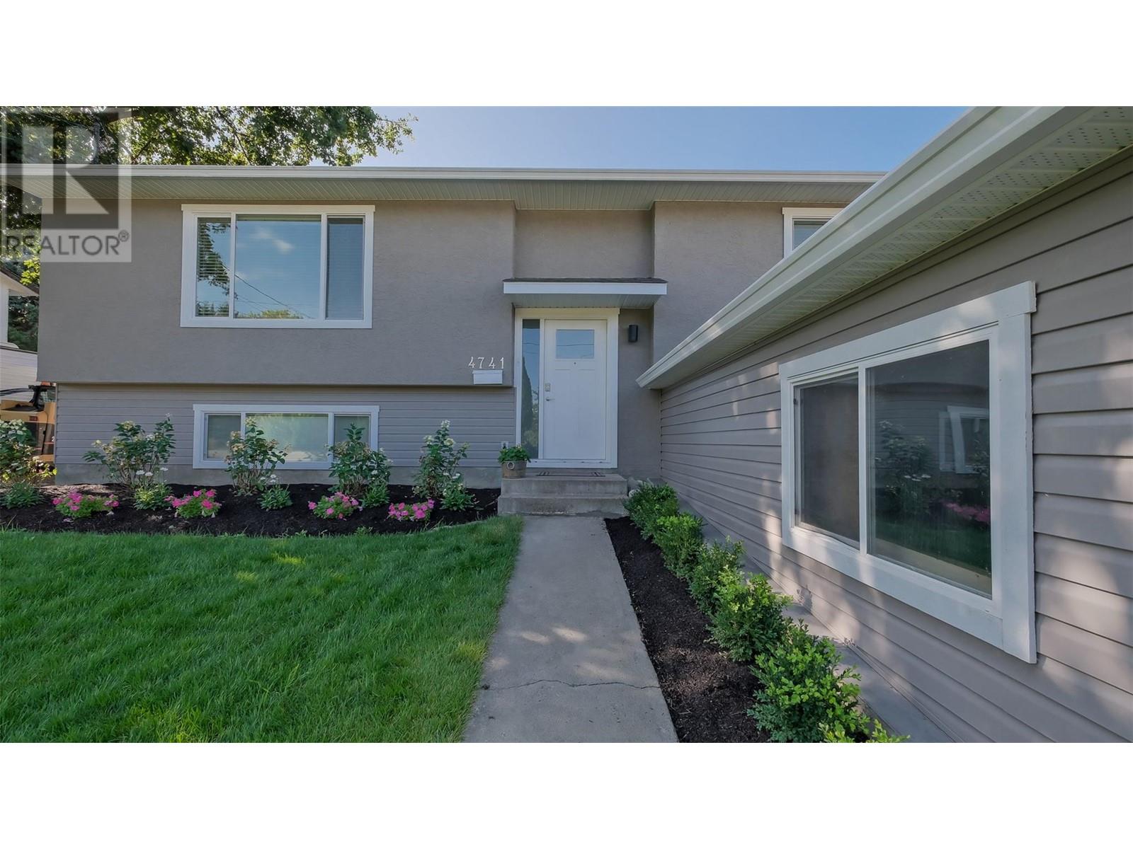 Property at 4741 Parkdale Crescent image 1
