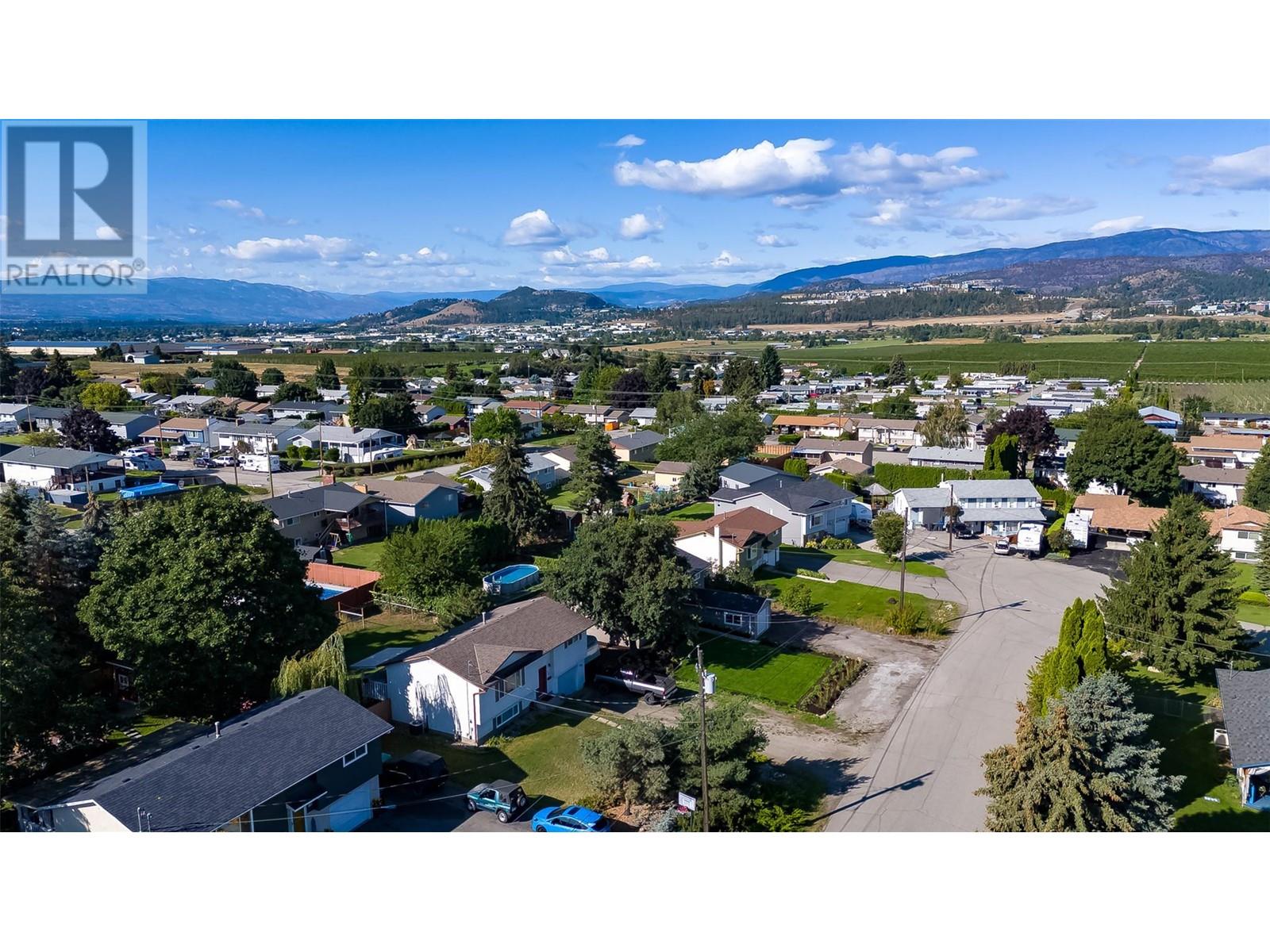 4741 Parkdale Crescent Kelowna