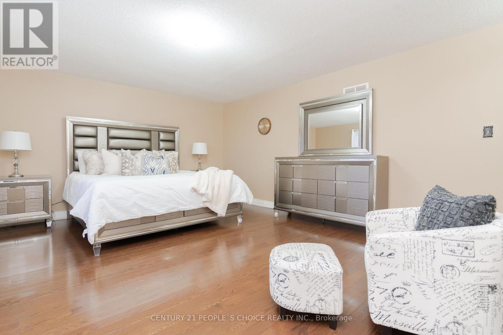 39 Huntspoint Drive, Brampton, Ontario  L6P 2E9 - Photo 21 - W11918241