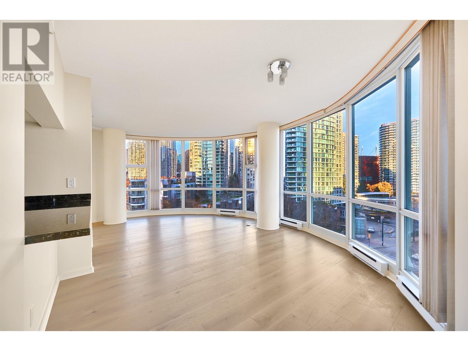 906 193 Aquarius Mews, Vancouver, British Columbia  V6Z 2Z2 - Photo 5 - R2919538