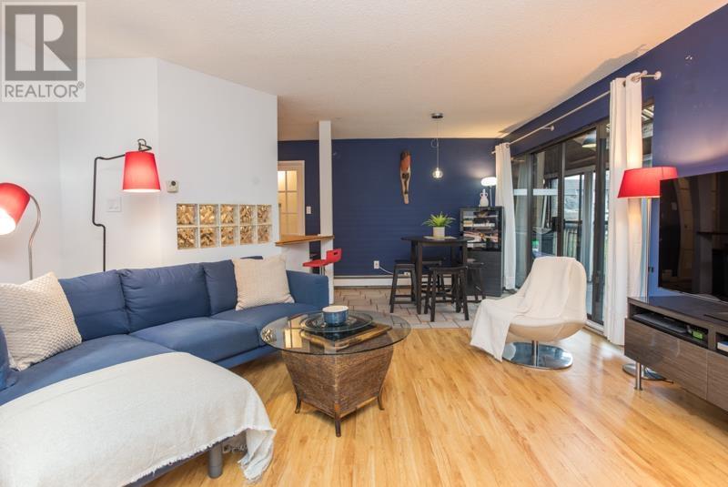 304 708 Eighth Avenue, New Westminster, British Columbia  V3M 2R3 - Photo 3 - R2956352