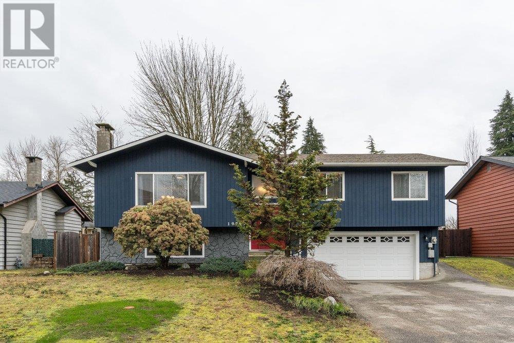 19797 Wildwood Place, Pitt Meadows, British Columbia  V3Y 1M6 - Photo 1 - R2956275