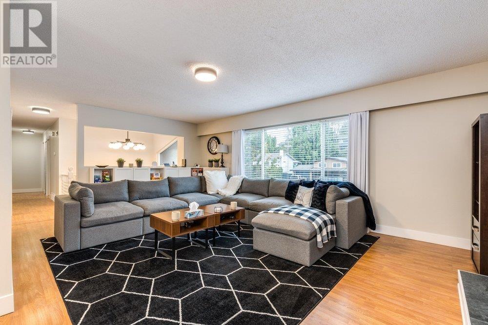 19797 Wildwood Place, Pitt Meadows, British Columbia  V3Y 1M6 - Photo 10 - R2956275
