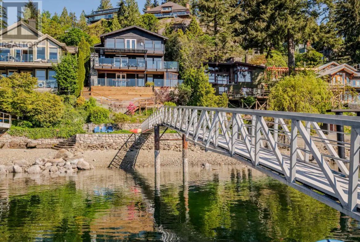 4725 Strathcona Road, North Vancouver, British Columbia  V7G 1G9 - Photo 16 - R2956337