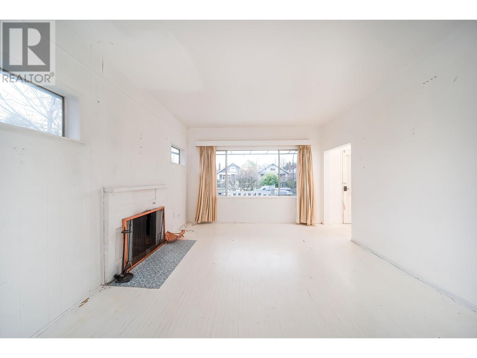 3045 5th Avenue, Vancouver, British Columbia  V6K 1T8 - Photo 10 - R2956357