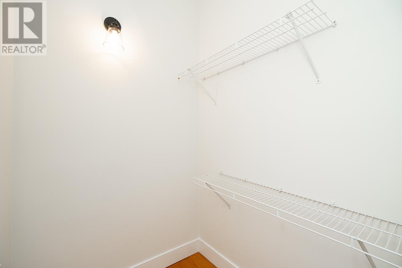 Listing Picture 18 of 34 : 401 8988 HUDSON STREET, Vancouver / 溫哥華 - 魯藝地產 Yvonne Lu Group - MLS Medallion Club Member