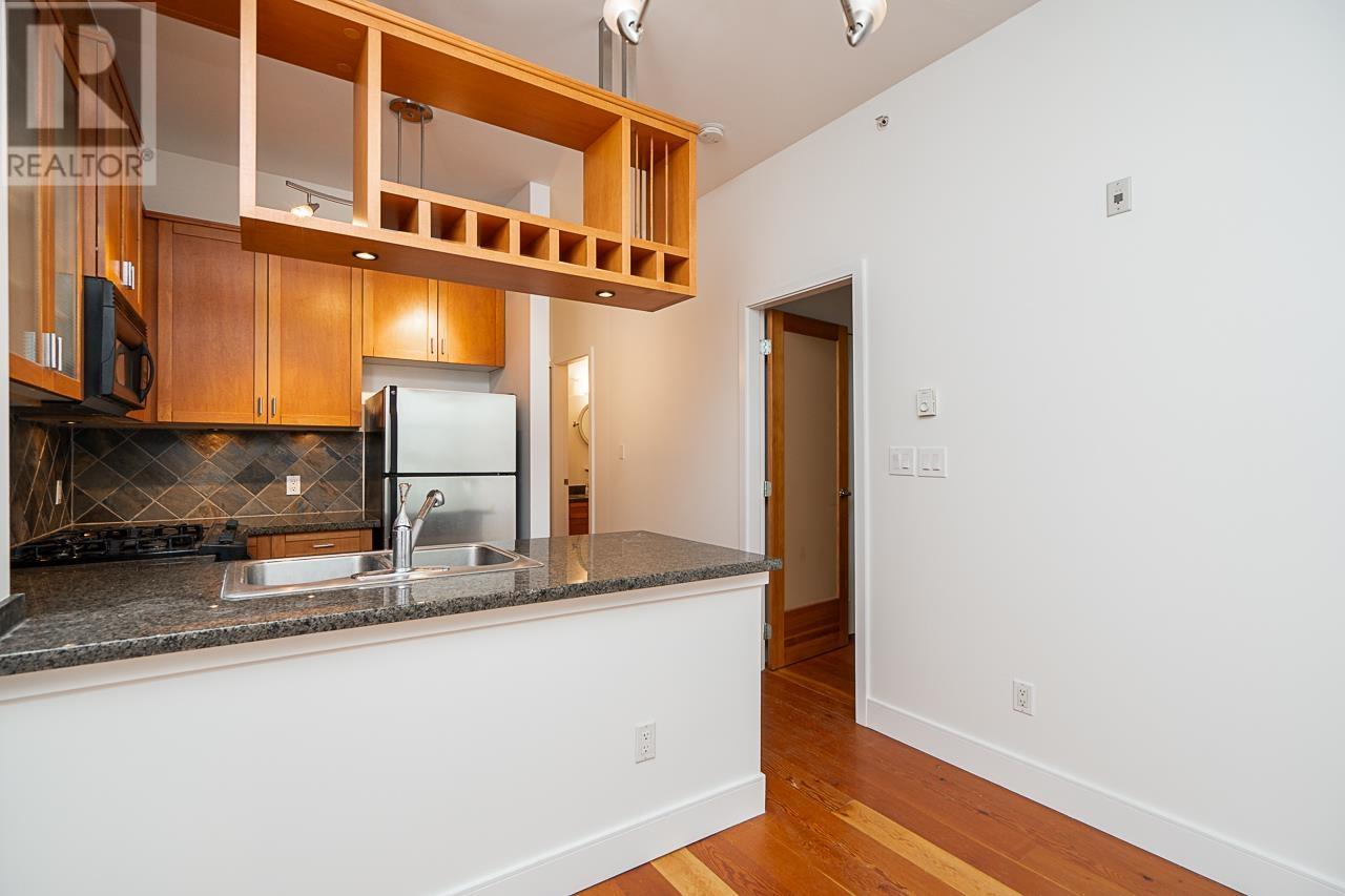 Listing Picture 7 of 34 : 401 8988 HUDSON STREET, Vancouver / 溫哥華 - 魯藝地產 Yvonne Lu Group - MLS Medallion Club Member