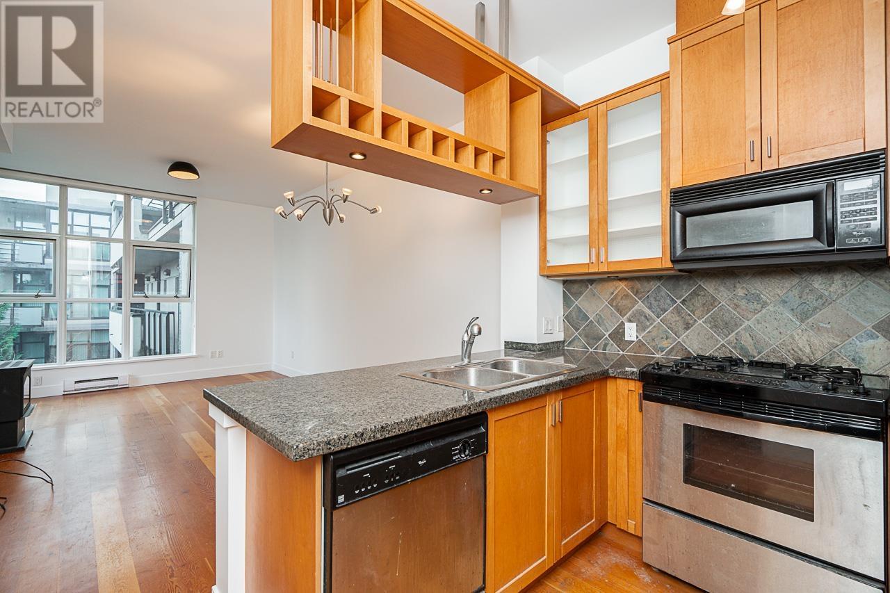 401 8988 HUDSON STREET, Vancouver