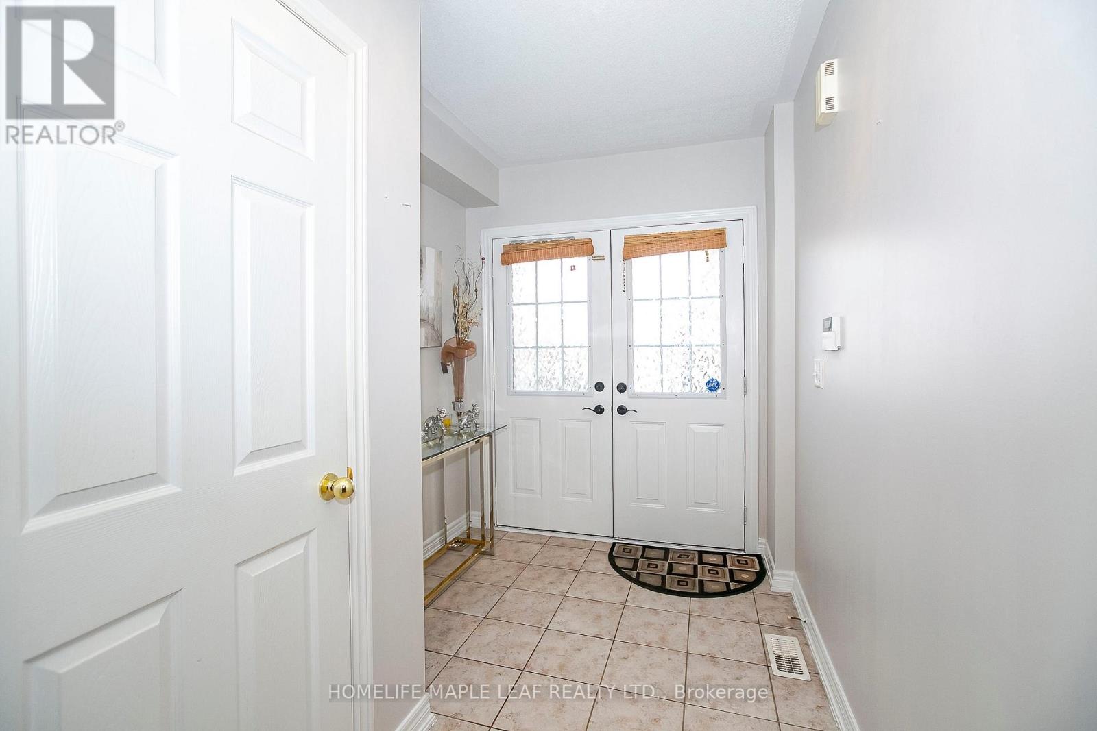 Property at 29 DEWRIDGE COURT image 4