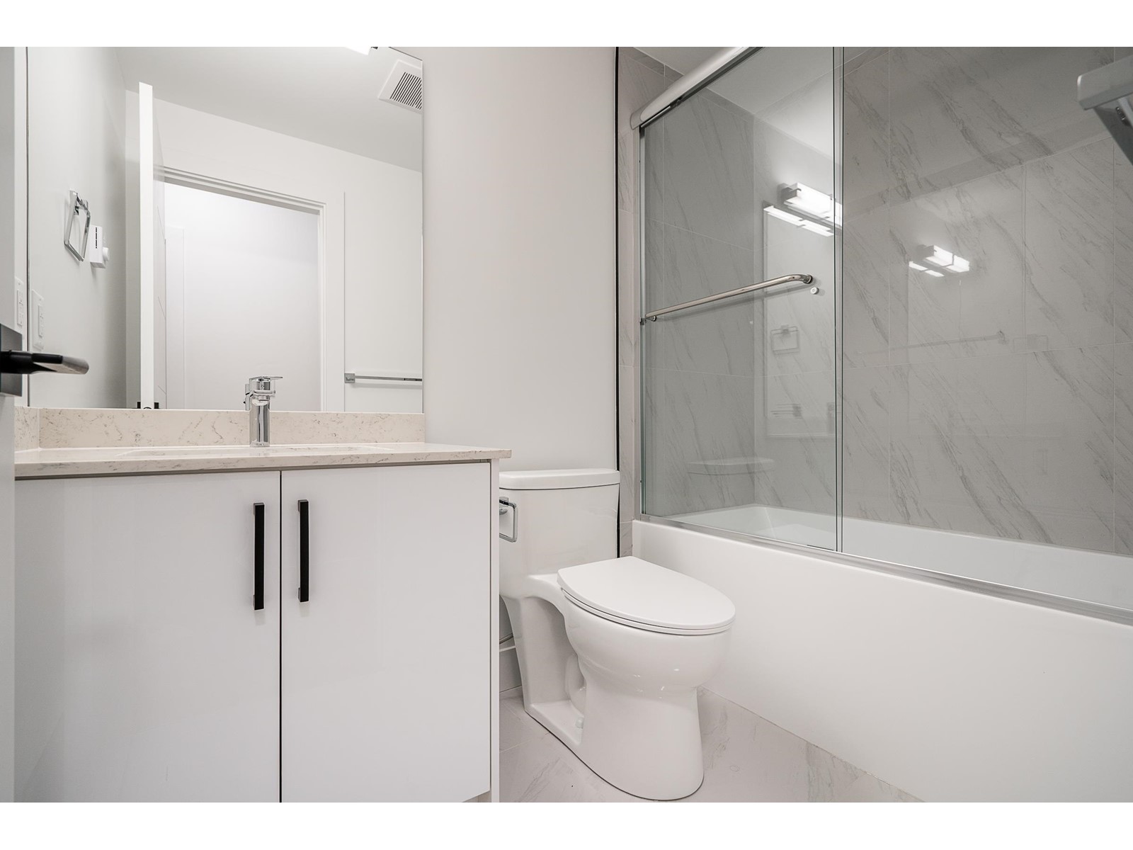 16681 16 Avenue, Surrey, British Columbia  V3S 9X7 - Photo 33 - R2956406