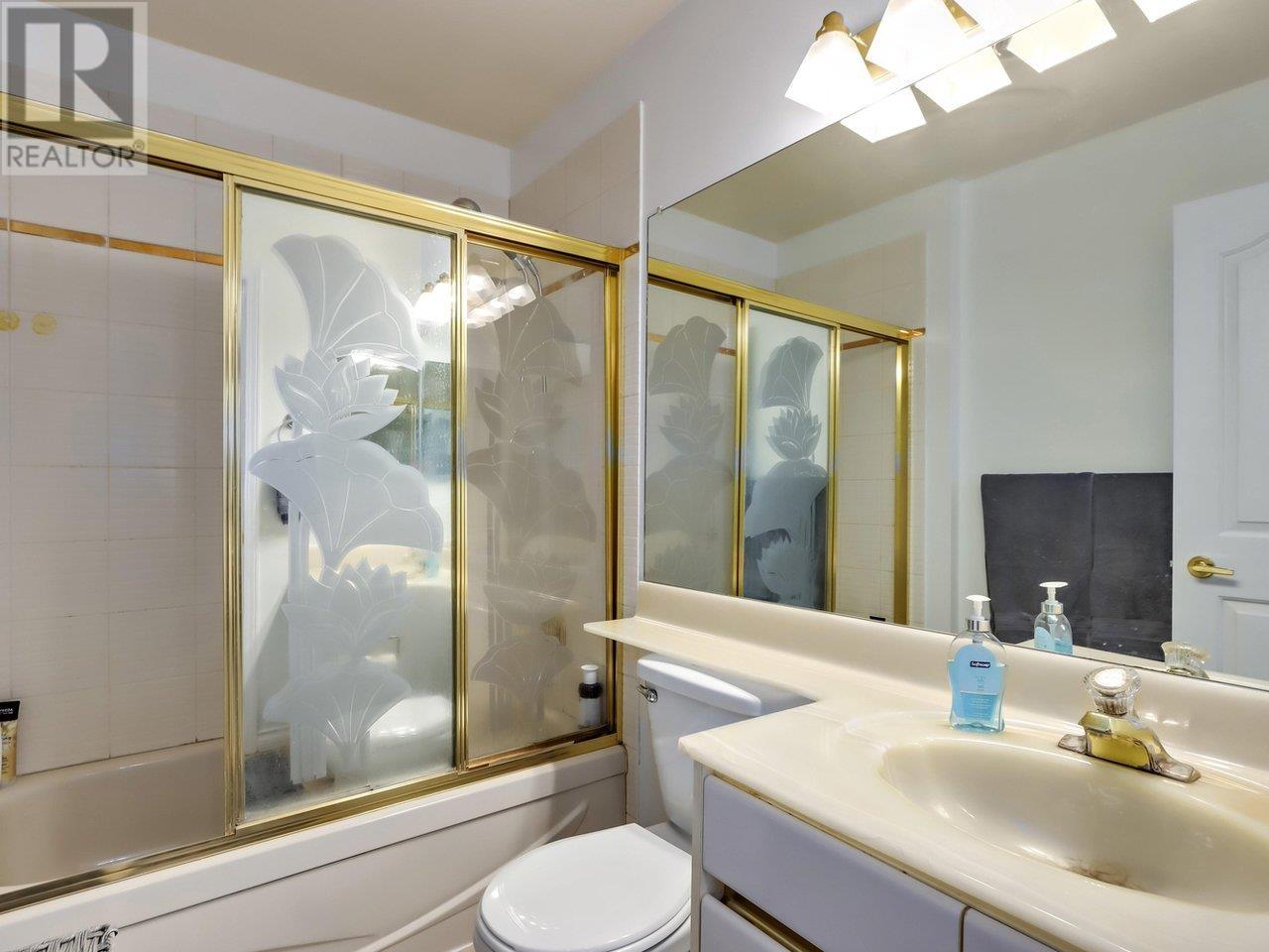 209 2 Renaissance Square, New Westminster, British Columbia  V3M 6K3 - Photo 22 - R2956185