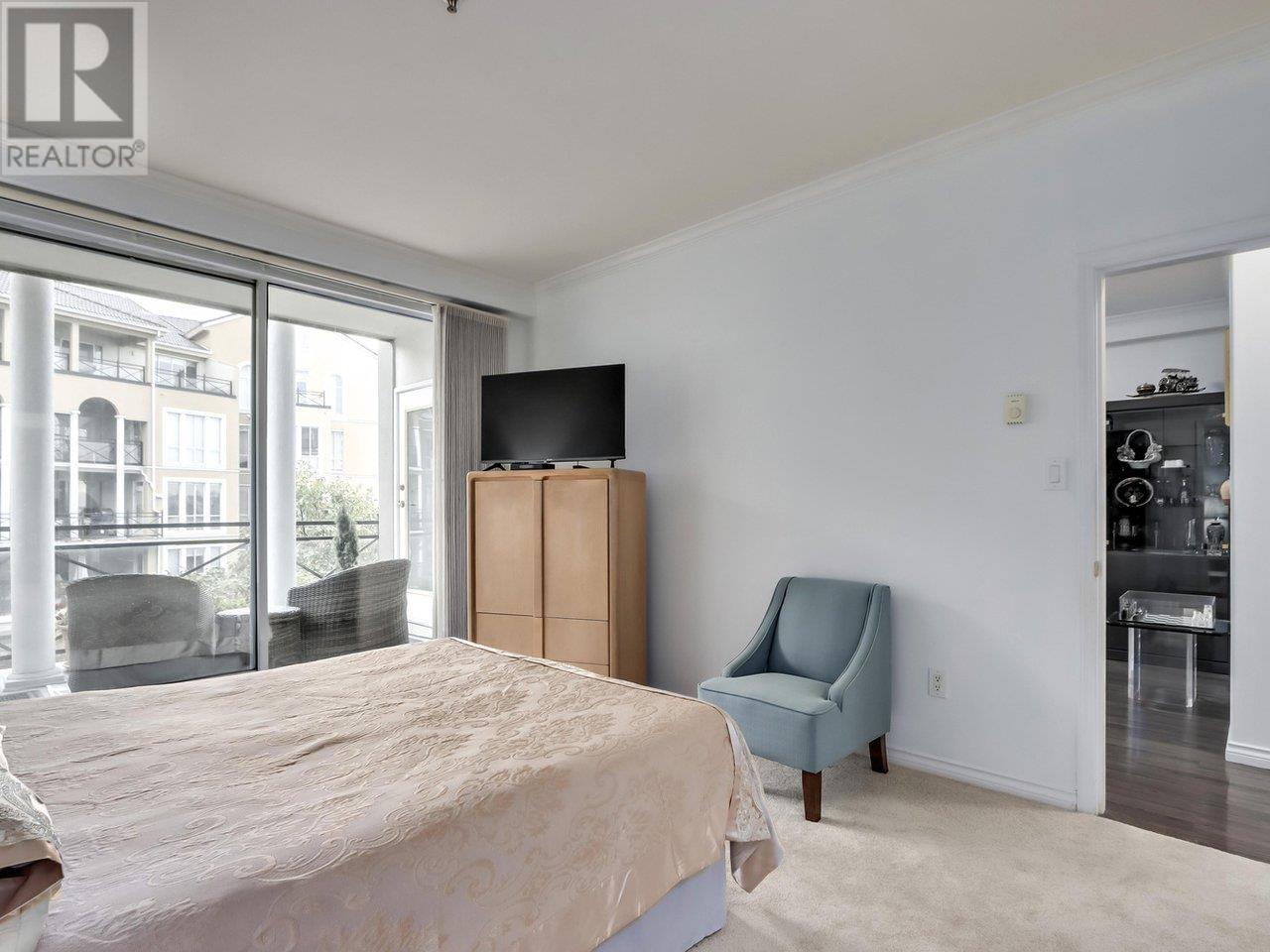 209 2 Renaissance Square, New Westminster, British Columbia  V3M 6K3 - Photo 23 - R2956185