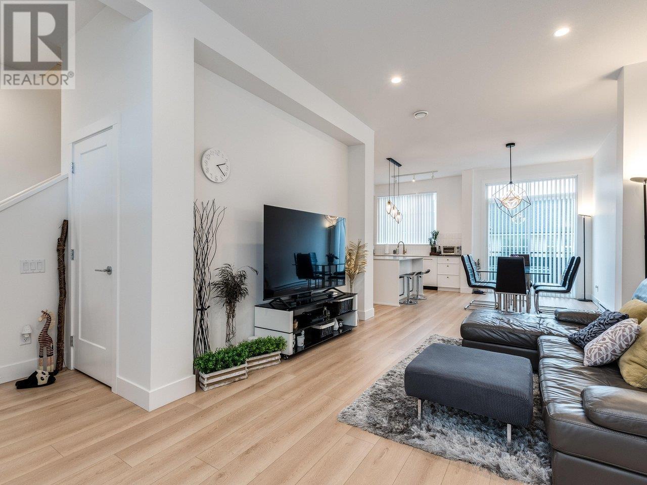 188 1331 Olmsted Street, Coquitlam, British Columbia V3E 0T3 - Photo 5 - R2955974