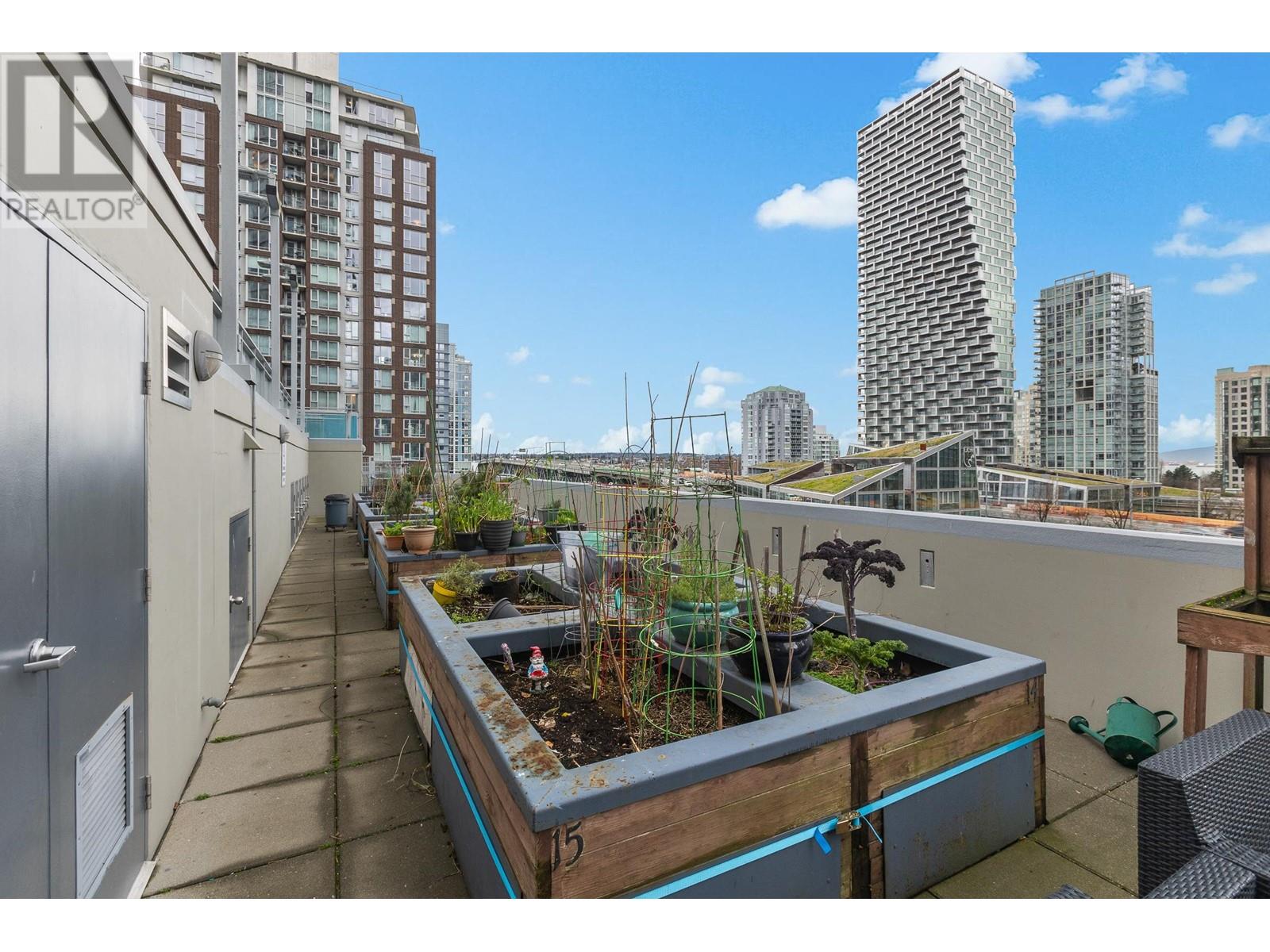 303 1372 Seymour Street, Vancouver, British Columbia  V6B 0L1 - Photo 37 - R2955893