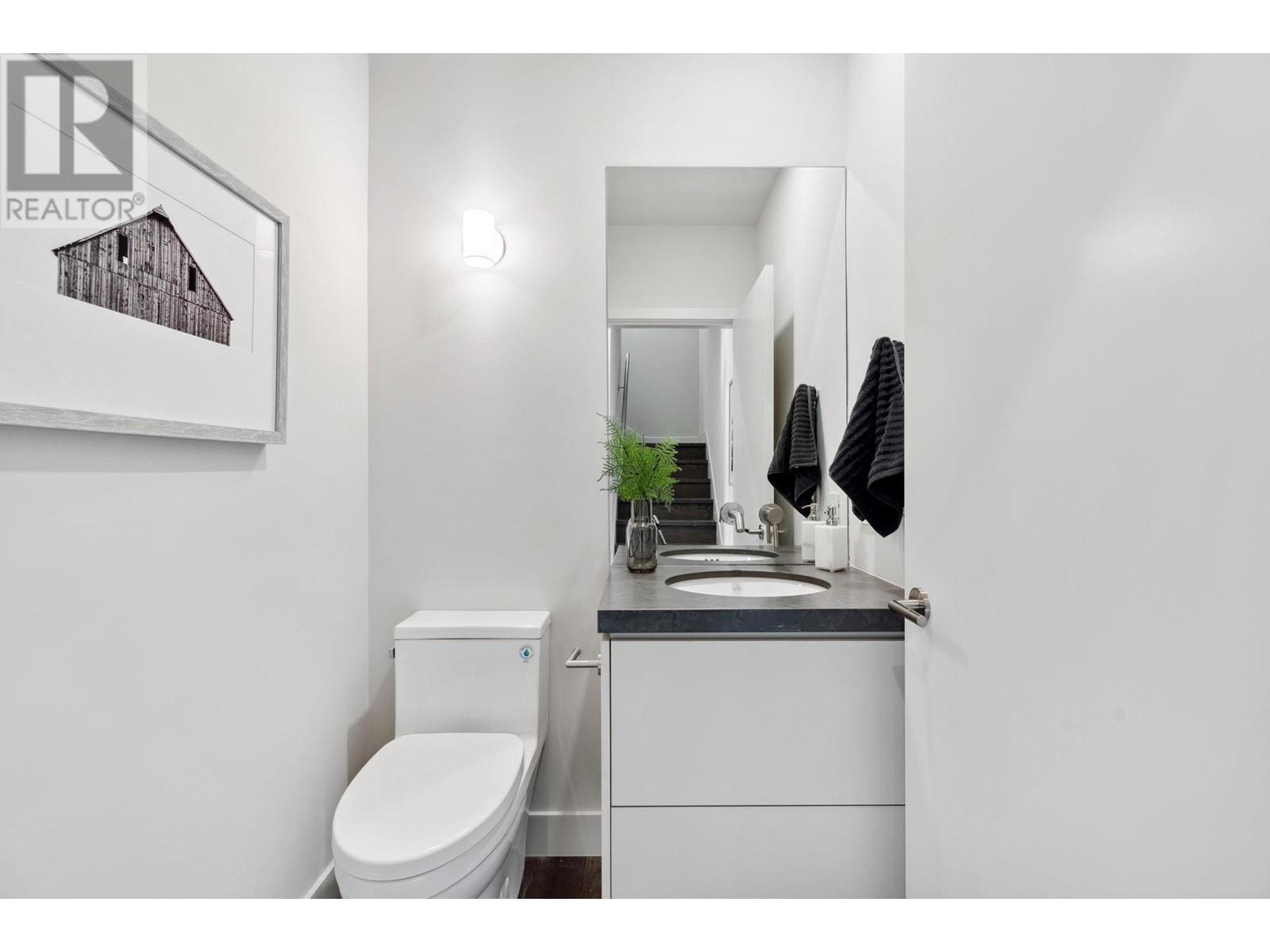 Listing Picture 18 of 40 : 2 620 E 46TH AVENUE, Vancouver / 溫哥華 - 魯藝地產 Yvonne Lu Group - MLS Medallion Club Member