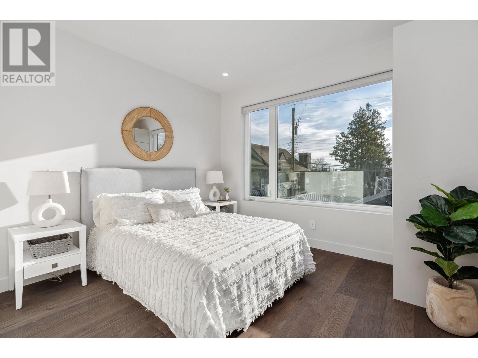 Listing Picture 30 of 40 : 2 620 E 46TH AVENUE, Vancouver / 溫哥華 - 魯藝地產 Yvonne Lu Group - MLS Medallion Club Member