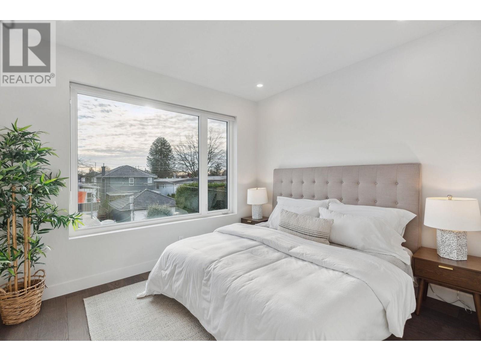 Listing Picture 35 of 40 : 2 620 E 46TH AVENUE, Vancouver / 溫哥華 - 魯藝地產 Yvonne Lu Group - MLS Medallion Club Member