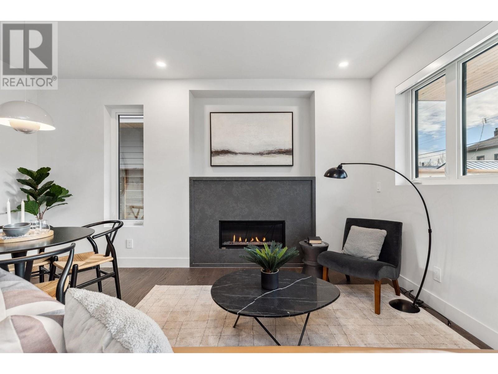 Listing Picture 4 of 40 : 2 620 E 46TH AVENUE, Vancouver / 溫哥華 - 魯藝地產 Yvonne Lu Group - MLS Medallion Club Member