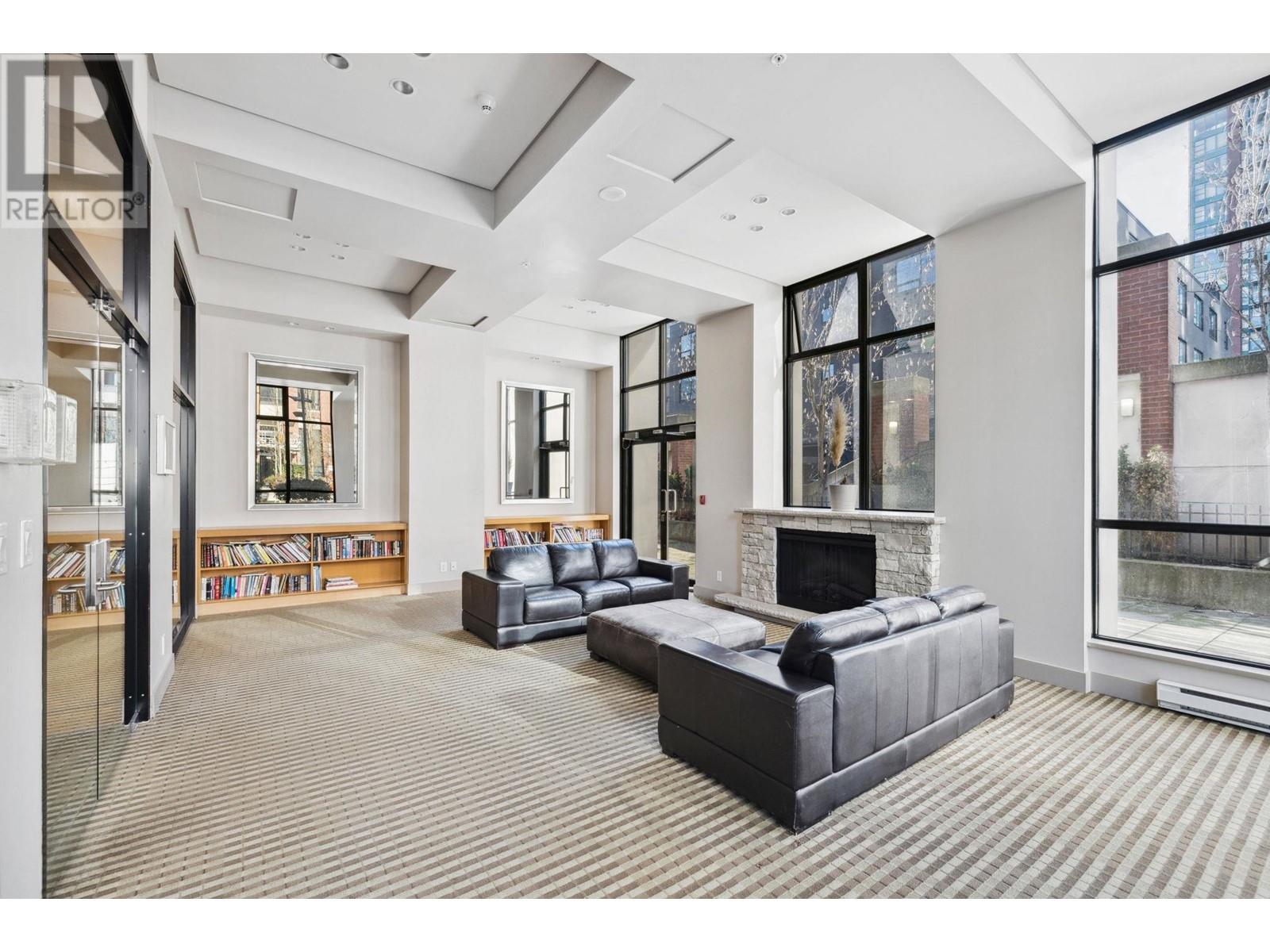 Listing Picture 19 of 27 : 904 977 MAINLAND STREET, Vancouver / 溫哥華 - 魯藝地產 Yvonne Lu Group - MLS Medallion Club Member