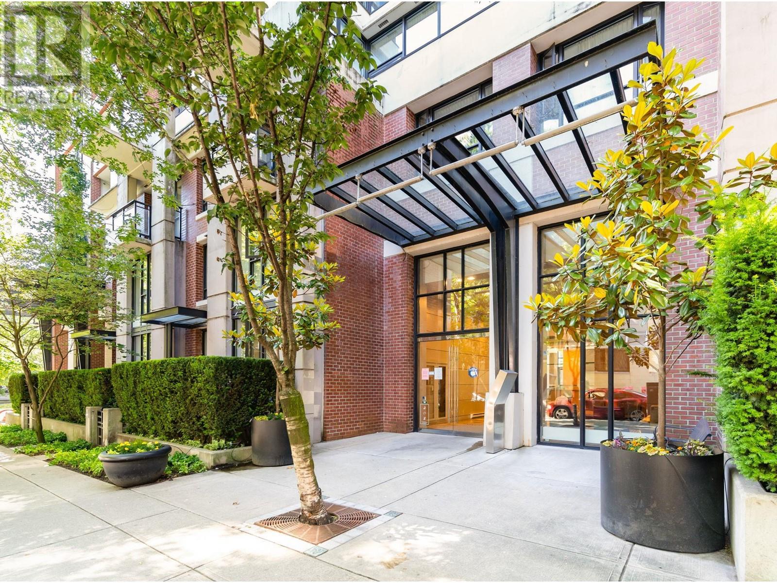 Listing Picture 20 of 27 : 904 977 MAINLAND STREET, Vancouver / 溫哥華 - 魯藝地產 Yvonne Lu Group - MLS Medallion Club Member