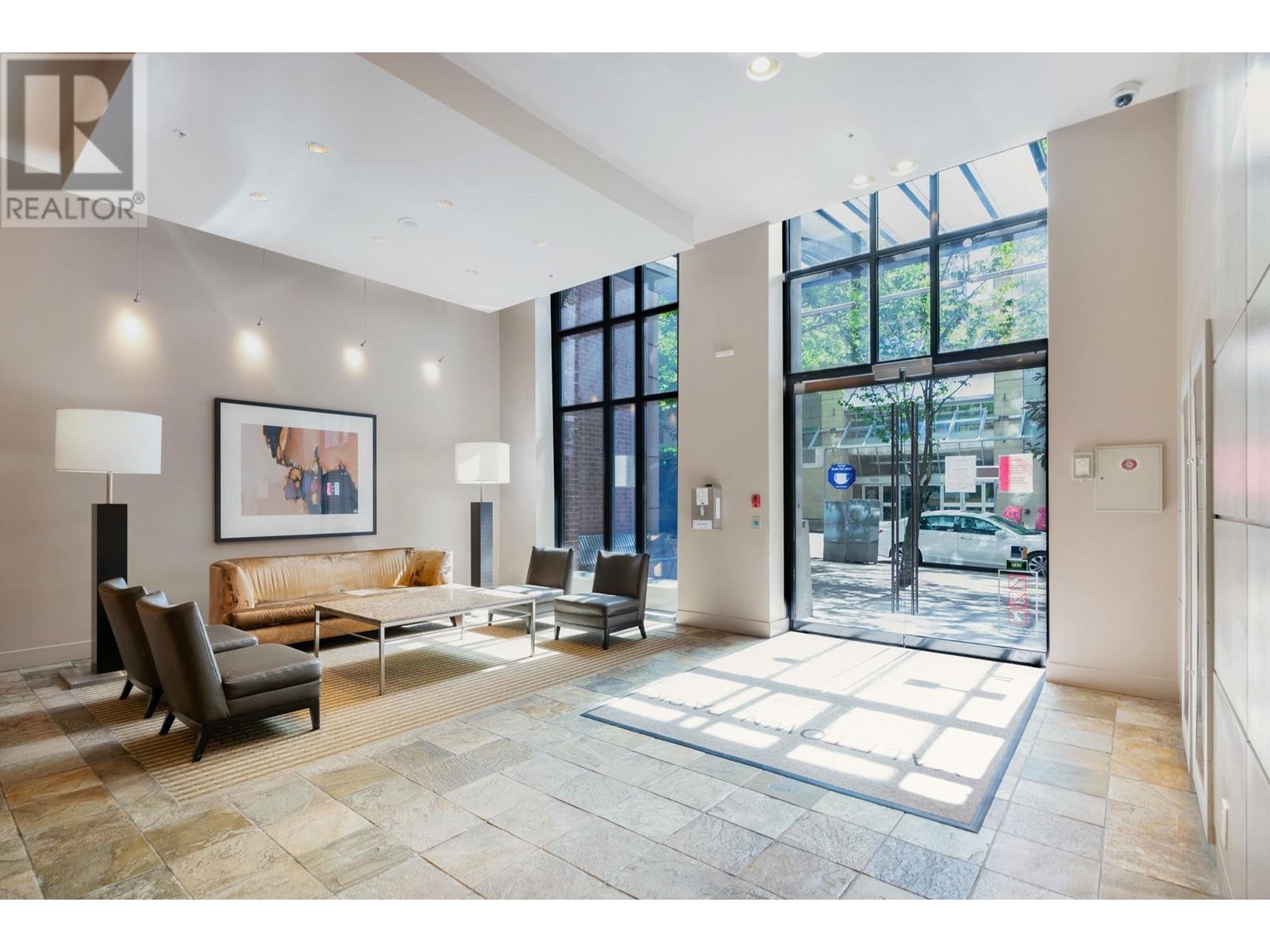 Listing Picture 24 of 27 : 904 977 MAINLAND STREET, Vancouver / 溫哥華 - 魯藝地產 Yvonne Lu Group - MLS Medallion Club Member