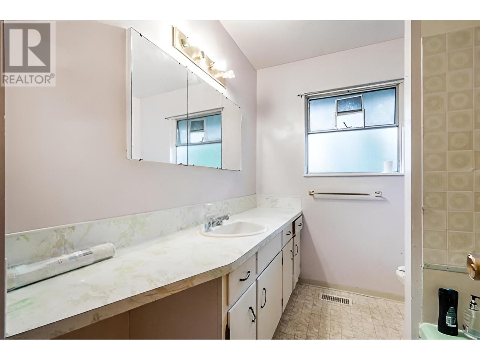 3561 York Street, Port Coquitlam, British Columbia  V3B 4A8 - Photo 21 - R2956415