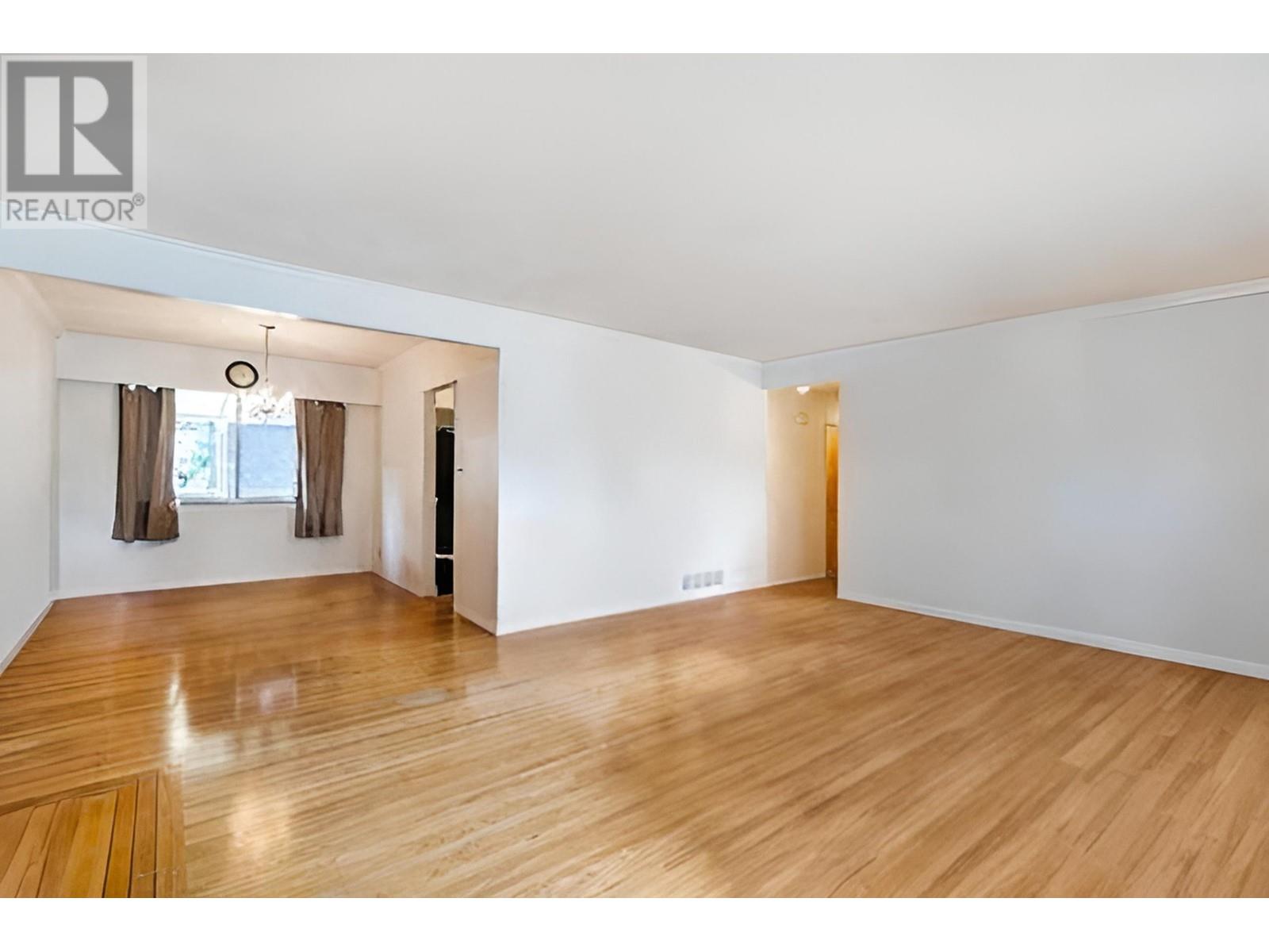 3561 York Street, Port Coquitlam, British Columbia  V3B 4A8 - Photo 4 - R2956415