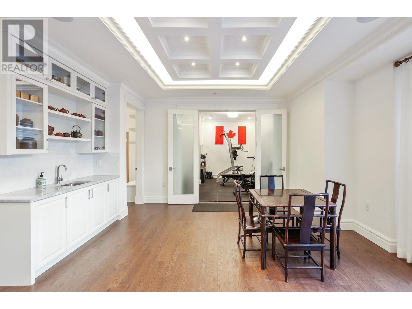 Listing Picture 25 of 40 : 2433 W 22ND AVENUE, Vancouver / 溫哥華 - 魯藝地產 Yvonne Lu Group - MLS Medallion Club Member