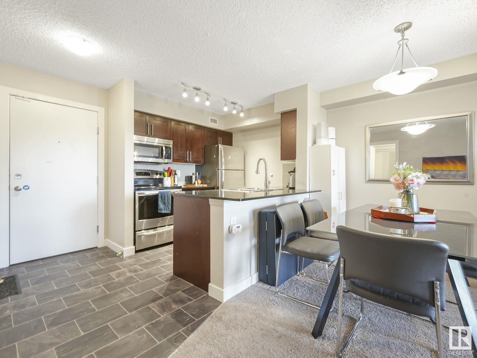 Property at #404 270 MCCONACHIE DR NW image 5
