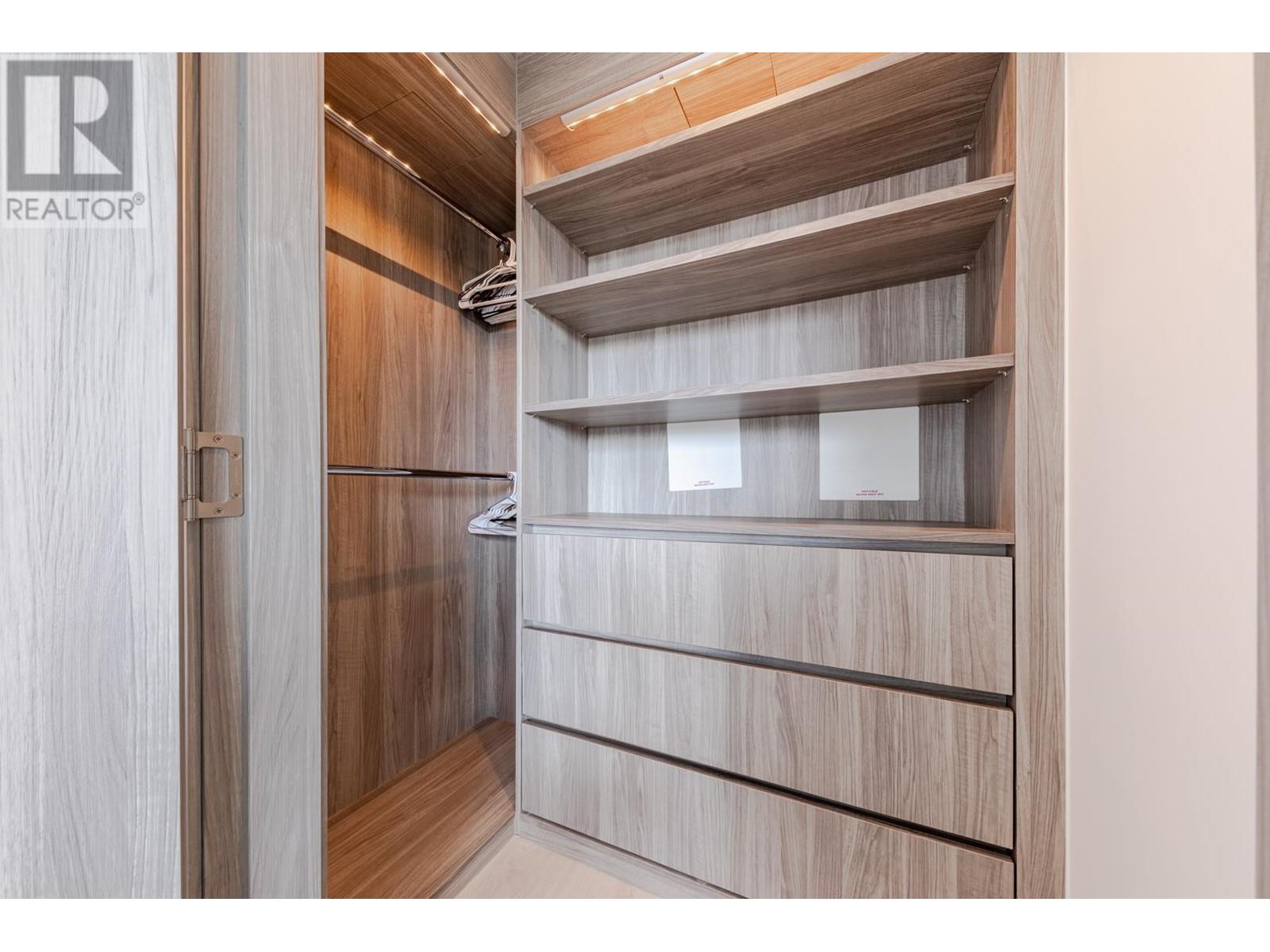 718 1768 Cook Street, Vancouver, British Columbia V5Y 0N3 - Photo 11 - R2956395