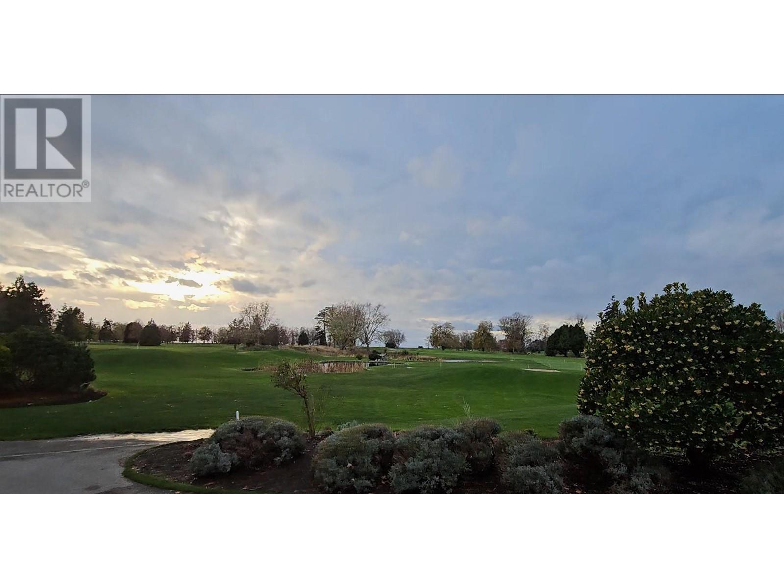 Listing Picture 15 of 36 : 214 8040 COLONIAL DRIVE, Richmond / 烈治文 - 魯藝地產 Yvonne Lu Group - MLS Medallion Club Member